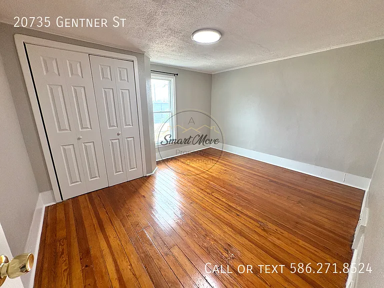 20735 Gentner St — Photo 11