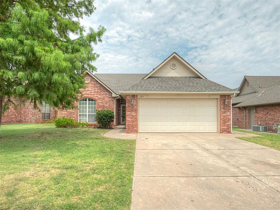 1st image of 325 Crossland Ct