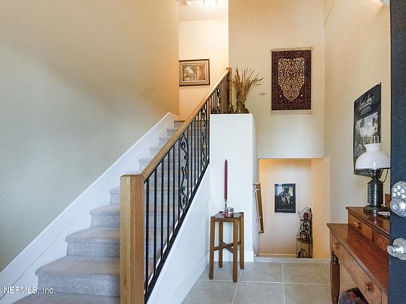 3rd image of 150 CASA BELLA Lane