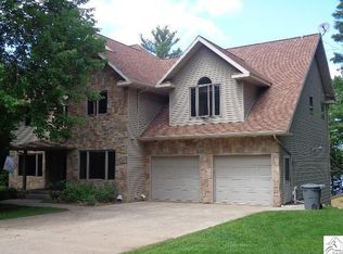 5207 1st Ave, Duluth, MN 55803