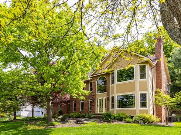 4558 Ashfield Ter, Syracuse, NY 13215