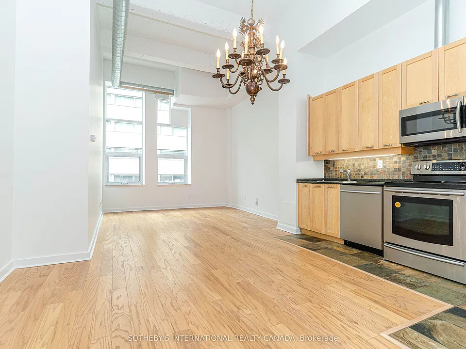135 Dalhousie St #209