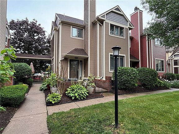 2nd image of 346 Frederick Dougl St