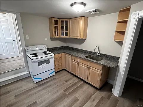 1st image of 217 E Thomas St #2