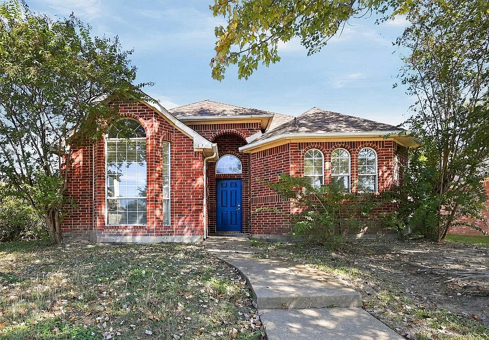 2608 Crystal Falls Dr