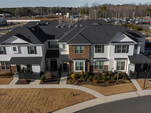 1702 Kathy Ann Way, Carrollton, VA 23314