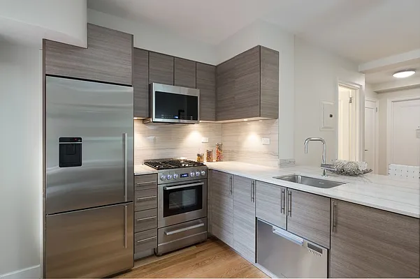 Rented by Stonehenge NYC LLC | media 4