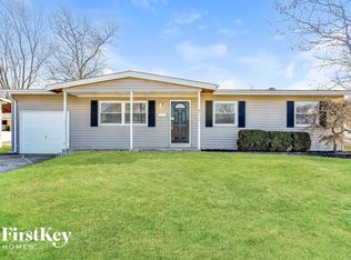2170 Flight Dr, Florissant, MO 63031