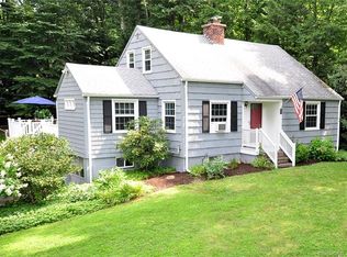34 Climax Rd, Simsbury, CT 06070