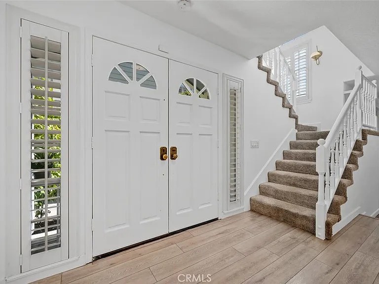 620 Holbrook Ct — Photo 15