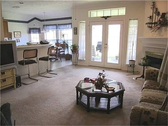 5th image of 6607 Stone Briar Dr