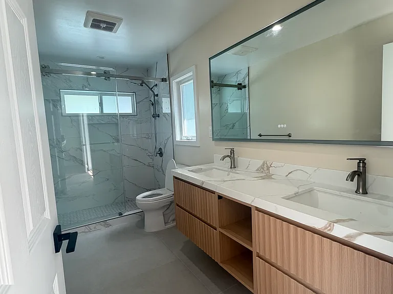3530 Middlefield Rd — Photo 12
