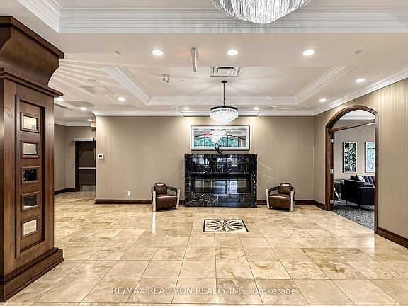 5th image of 205 Lakeshore Rd W #201