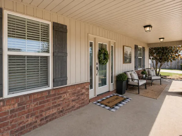 2395 Barberee Dr, Crestview, FL 32536