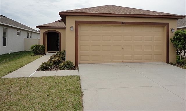 1st image of 825 College Chase Dr