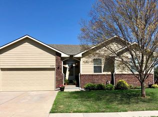 1130 N Beau Jardin St, Derby, KS 67037