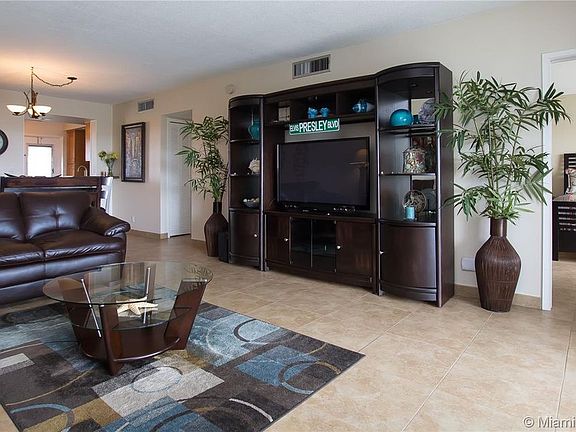 2nd image of 3250 N Palm Aire Dr APT 806