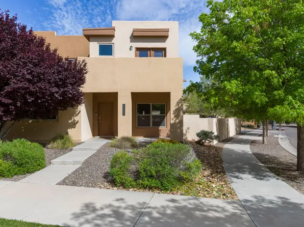 2331 Gandert Ave SE, Albuquerque, NM 87106