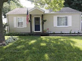 312 Court Dr, Washington, IL 61571