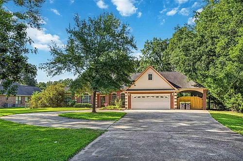 22962 Volga Dr Photo 1