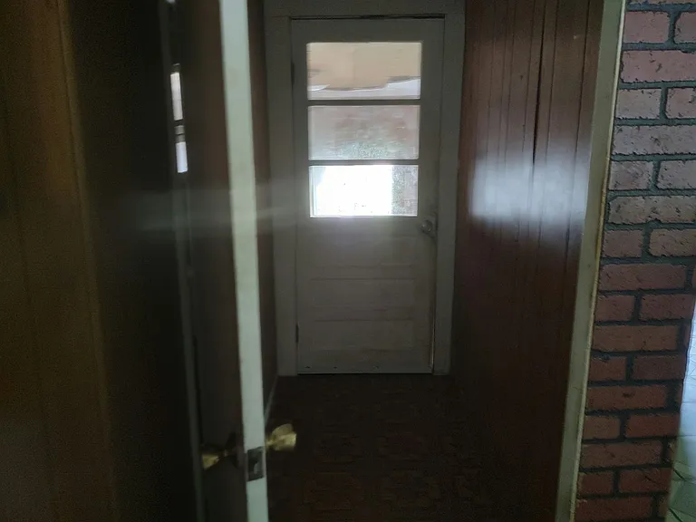 909 Fairland St — Photo 9