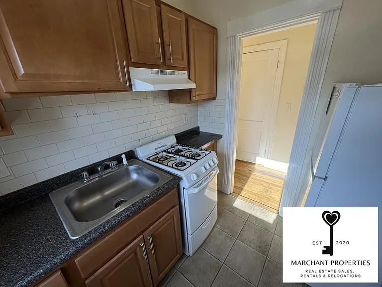 1148 Commonwealth Ave #12 — Photo 5