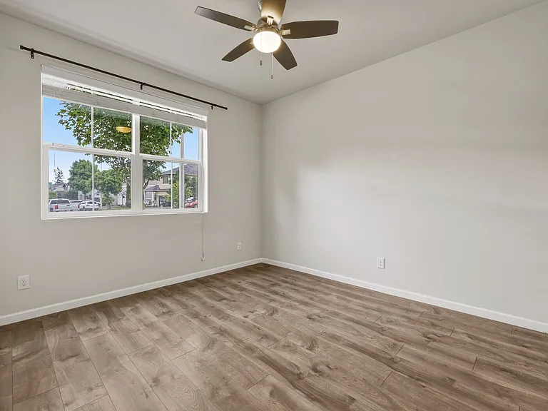 7003 Alta Vista Dr SE — Photo 4