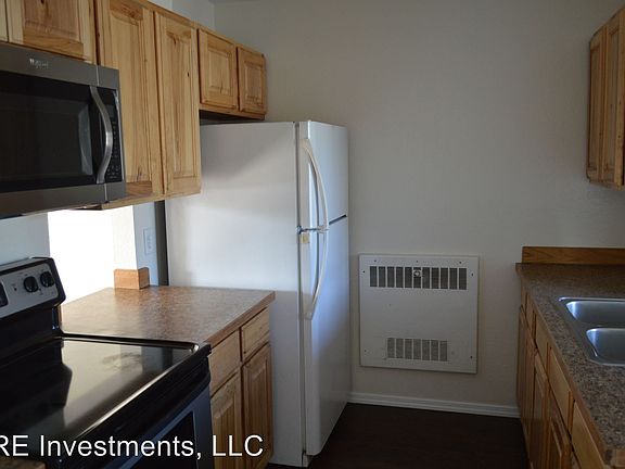 4th image of 1640 23rd Ave APT B