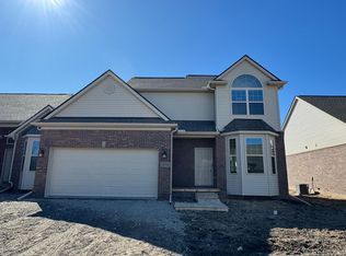 20840 Burn Dr, Macomb, MI 48044