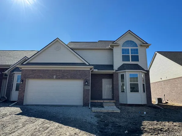 20840 Burn Dr, Macomb, MI 48044