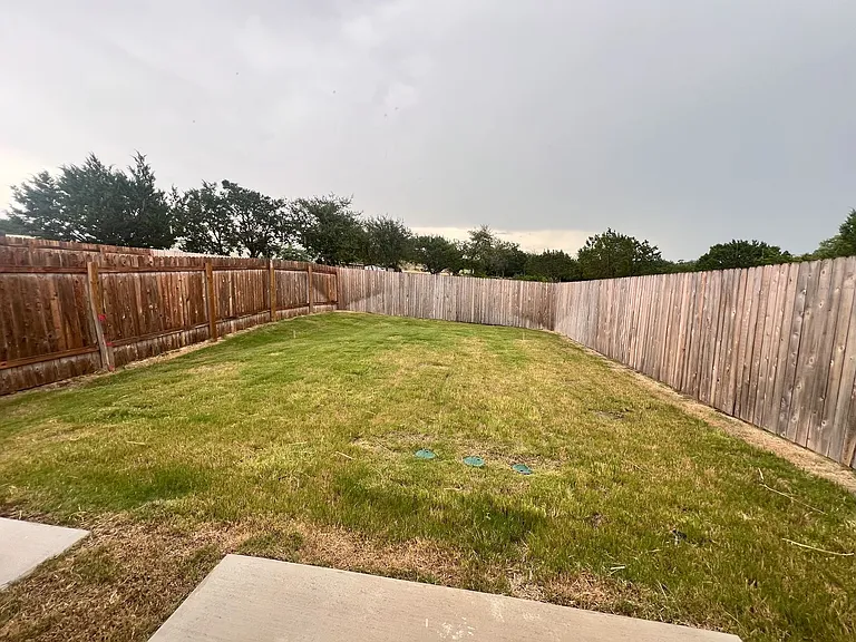 1239 Concord Dr — Photo 12