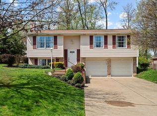 568 Fruitwood Dr, Bethel Park, PA