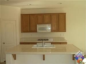 5th image of 6620 Westmont Ct