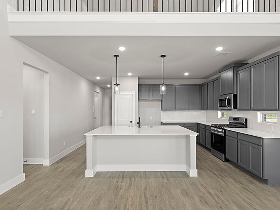 7th image of this home