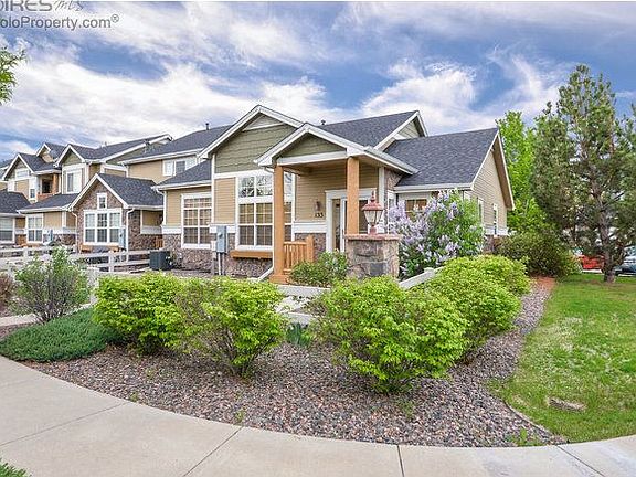 2nd image of 133 Bayside Cir