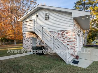 121 Yorkshire Dr #1, Yorktown, VA 23693