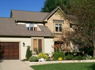 139 Beech Ridge Dr, Powell, OH 43065