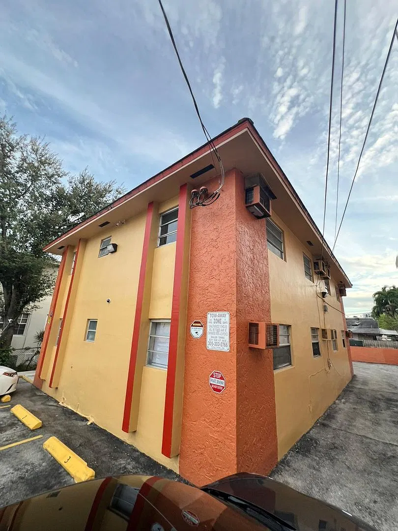 1912 sw 2nd st APT 3, Miami, FL 33135 — Photo 2