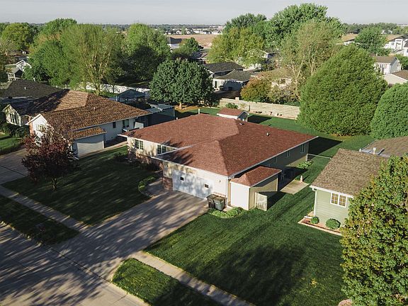 5th image of 3205 Lakepark Ln