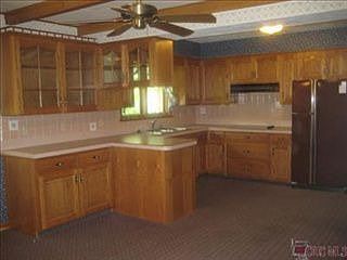 3rd image of 241 Longview Dr