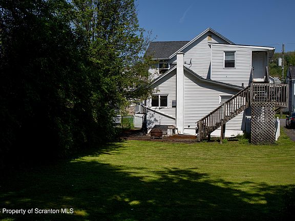 4th image of 108 3rd St