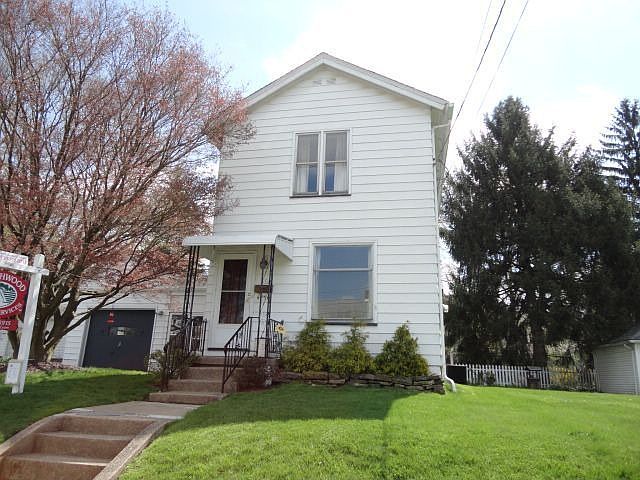 1st image of 137 Leslie Ave