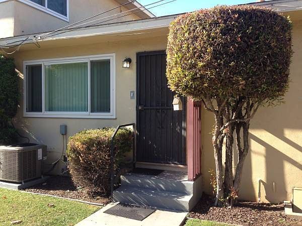 1st image of 704 Manchester Dr APT 2