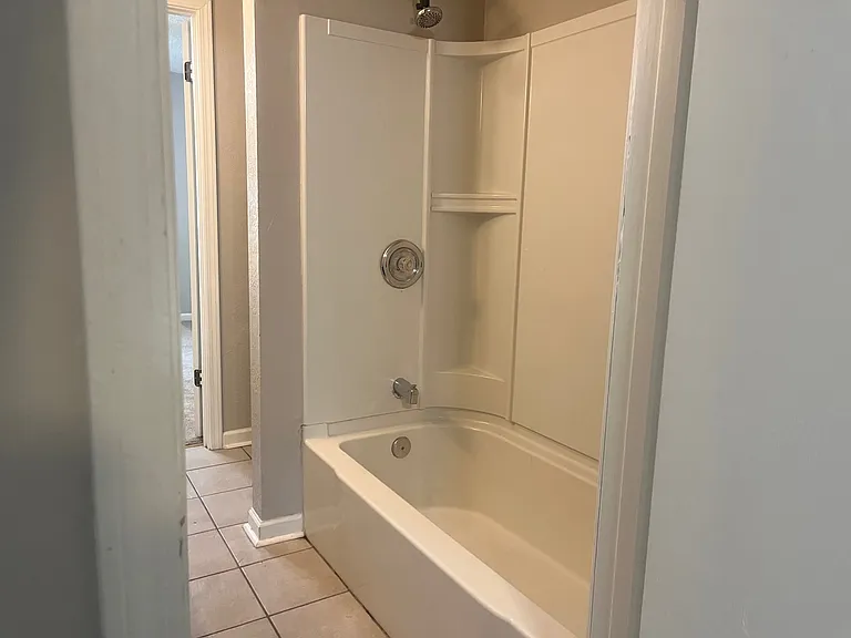 1720 Brightside Dr #D — Photo 11