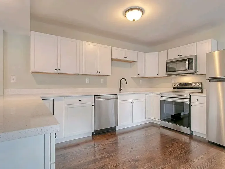 944 Ellison Ave #1 — Photo 5