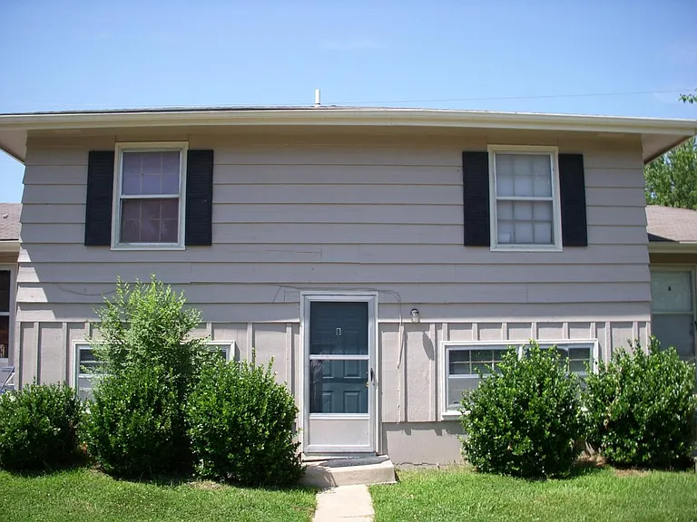 2707 Ridge Ct #B — Photo 1
