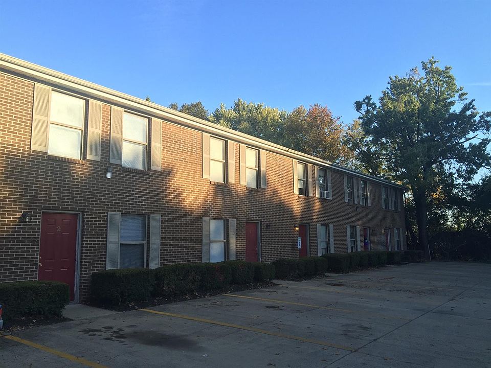 1st image of 101 Barringer Dr #102