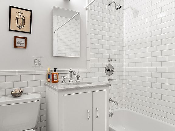 5th image of 291 Clinton Ave #1