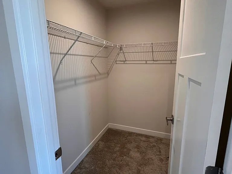 437 Greenwood Dr — Photo 29