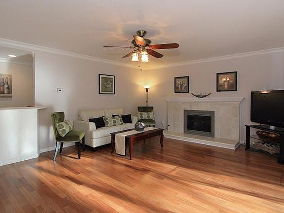 2nd image of 1218 Valley Quail Cir